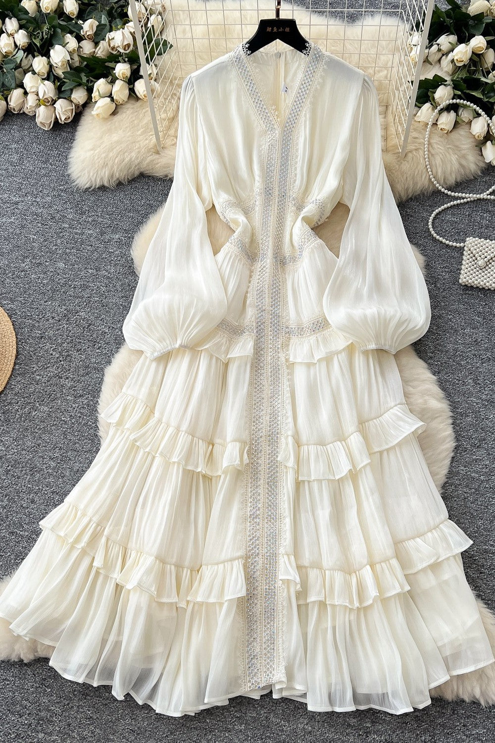 Luxury Rhinestone Embellished V-Neck Lace Patchwork Maxi Dress-Apricot