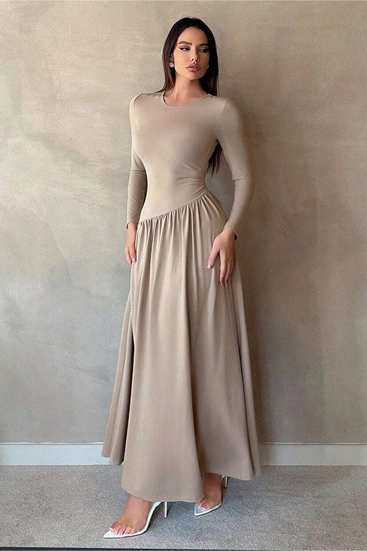 Minimalist Pleated Slim-Fit Maxi Dress-Apricot