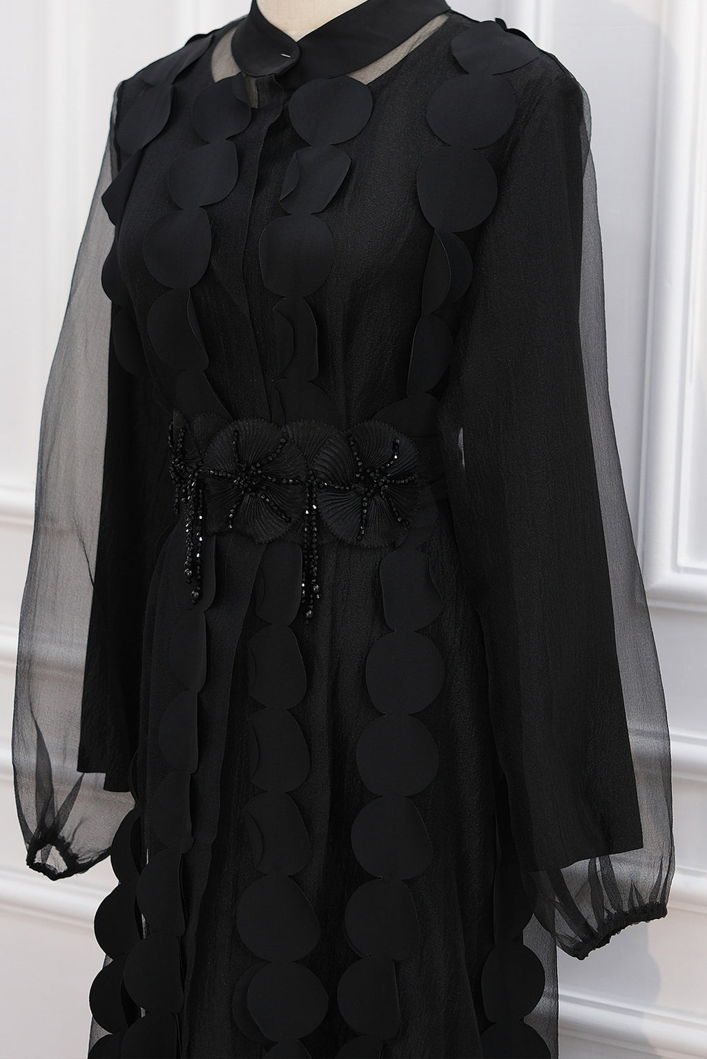 2-Piece Textured Circle Patchwork Abaya Set-Black