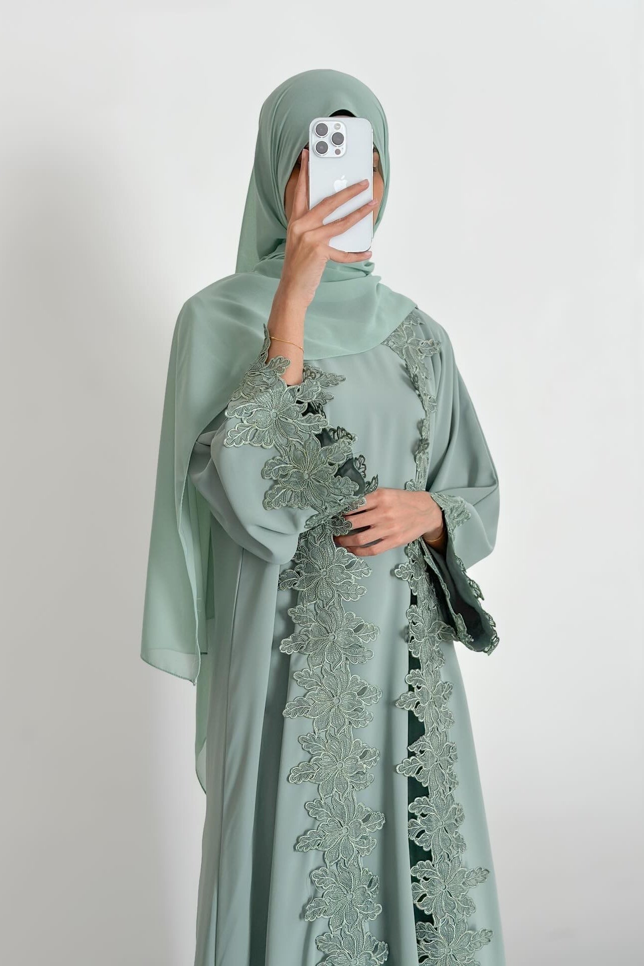 Sahara Floral Lace Trim Two Piece Abaya Set-Green
