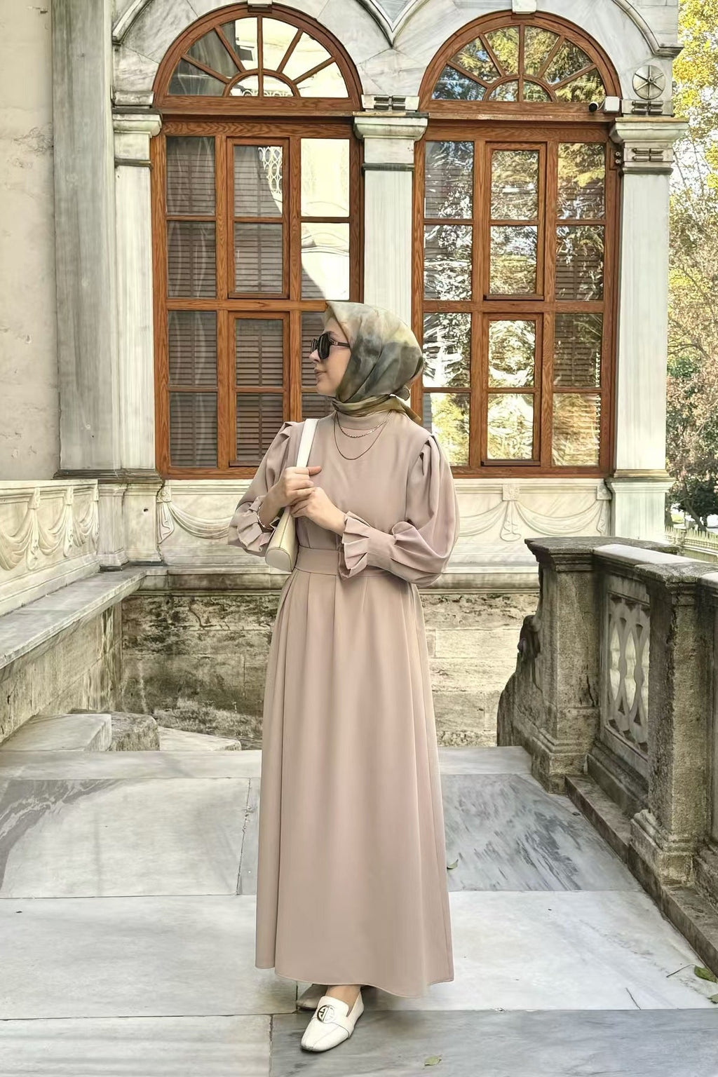 Elegant Slim-Fit Cinched Waist Maxi Abaya Dress-Apricot