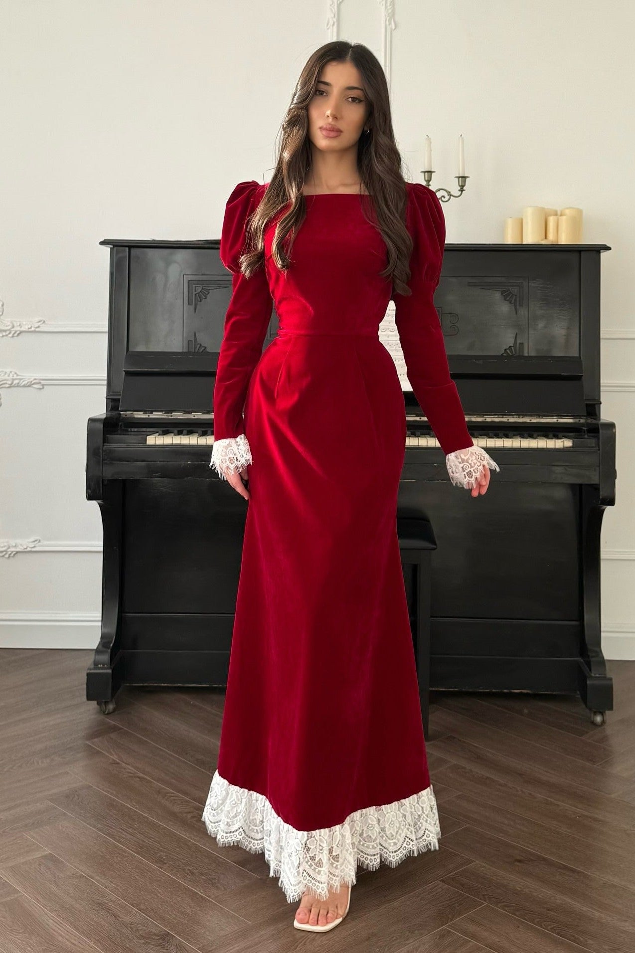 Slim-Fit Lace Patchwork High-End Designer Maxi Dress-Red
