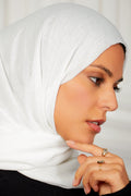 حجاب من الصوف المودال الأبيض الفاتح