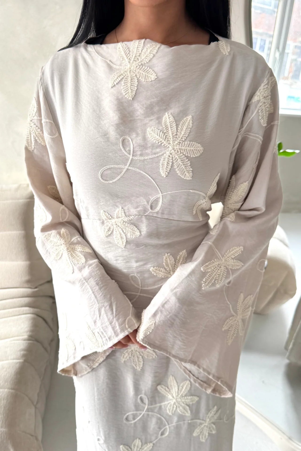 Yasmin Embroidered Silk-Linen Gown