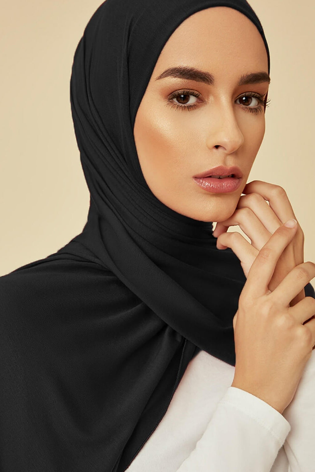 حجاب جيرسي فاخر أسود