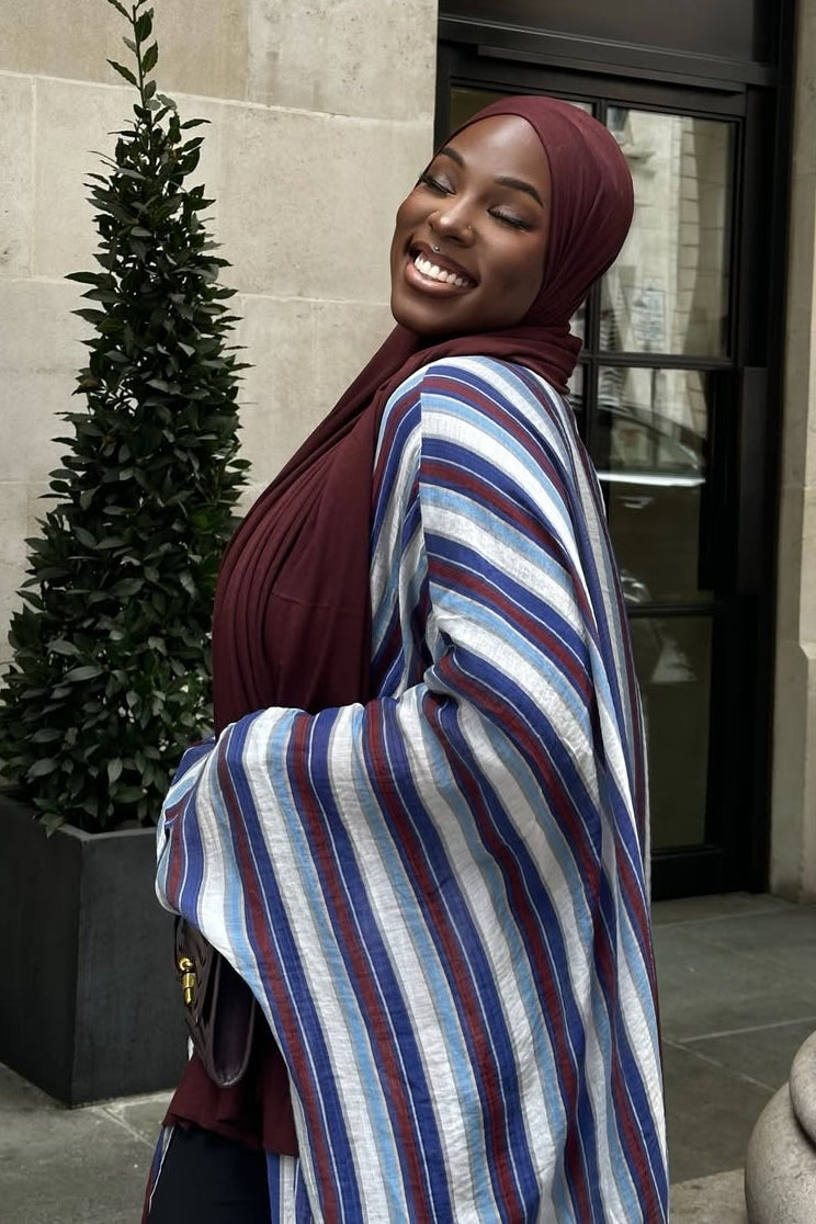 Safiya Multi-Track Linear Stripe Open Abaya