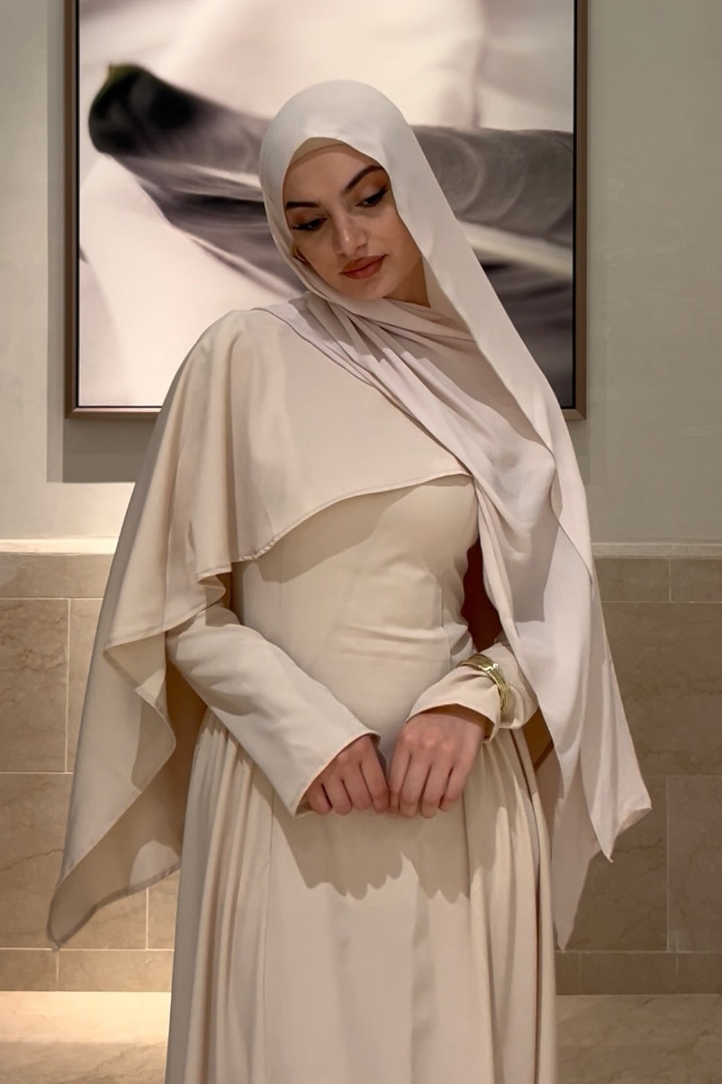Zaina Sleek Satin Long Sleeve Abaya-White