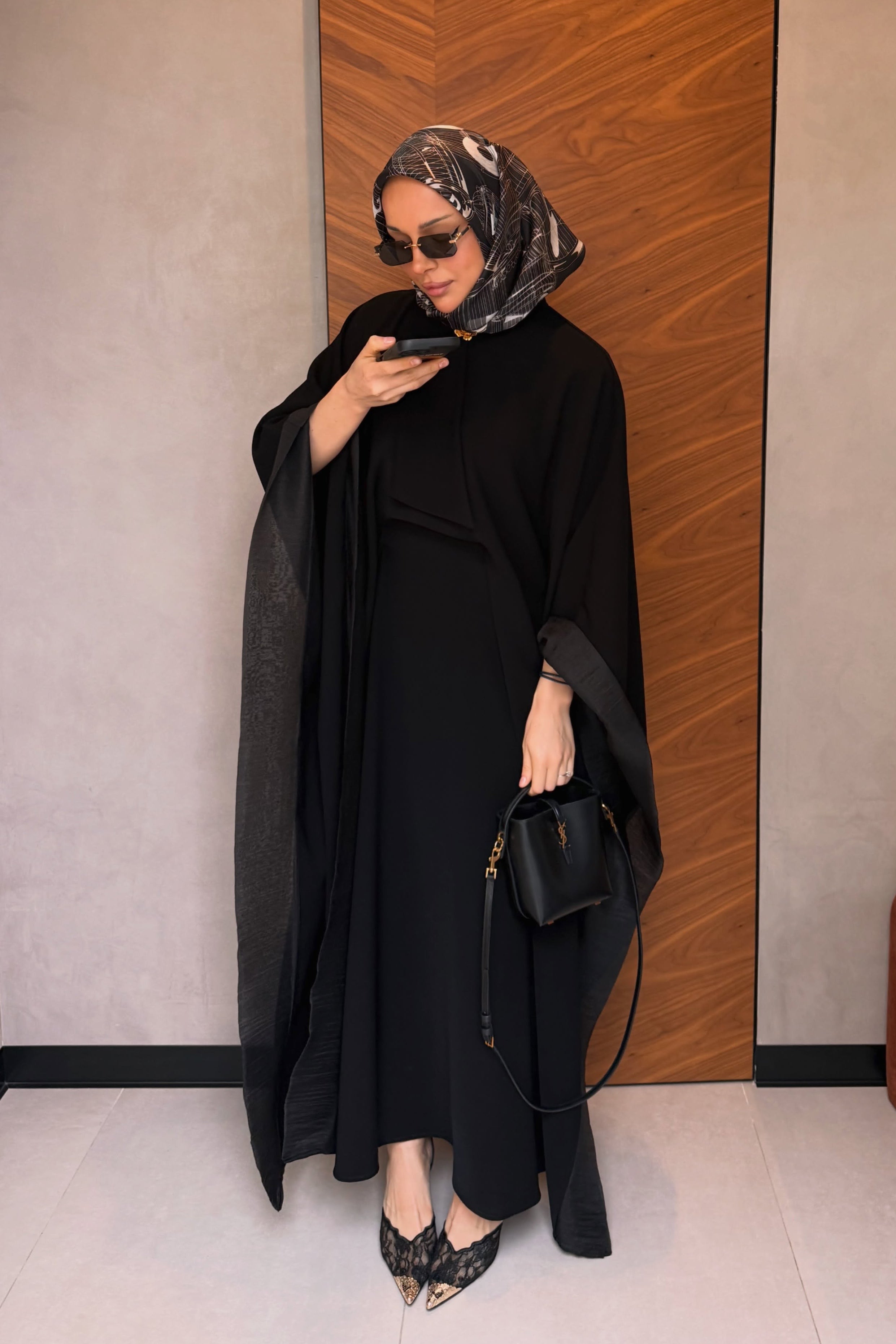 Zara Shawl Collar Shimmer Abaya Robe-Black