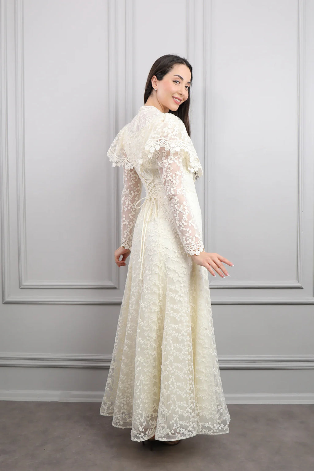 Mara Scallop Lace Puff Sleeve Maxi-White