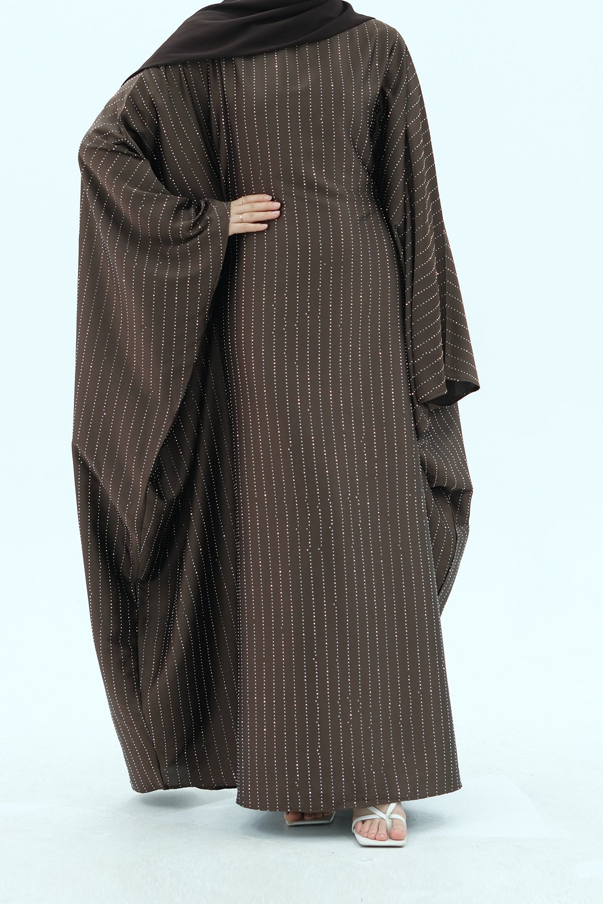 Luna Beaded Stripe Loose Fit Abaya-Brown