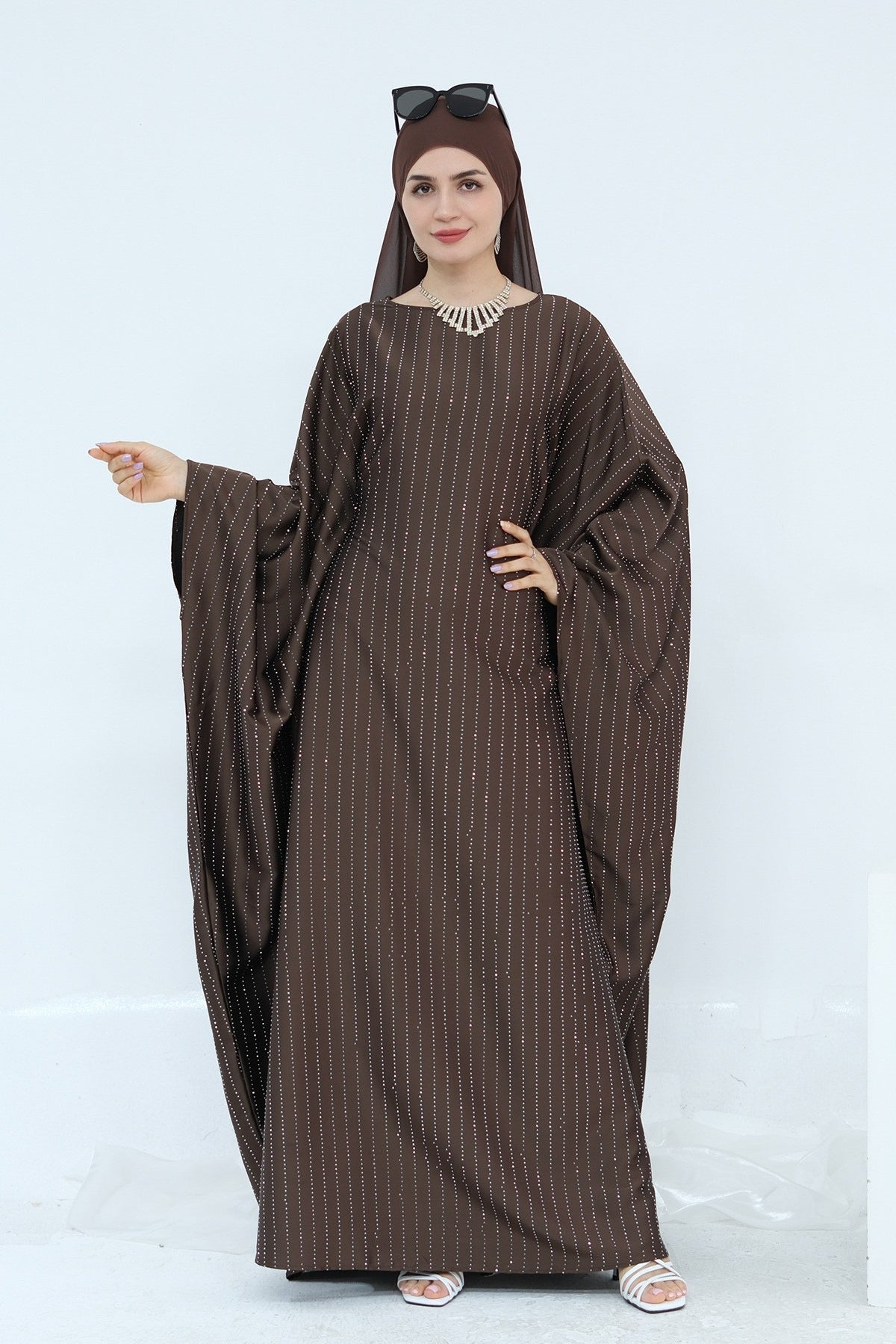 Luna Beaded Stripe Loose Fit Abaya-Brown