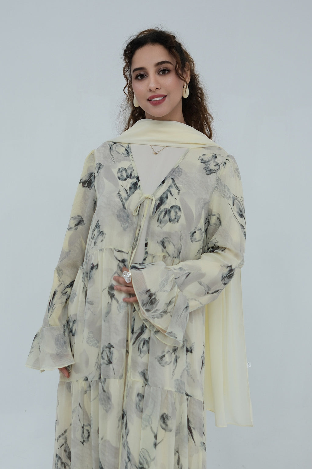 Elowen Floral Tiered Open Abaya-Apricot