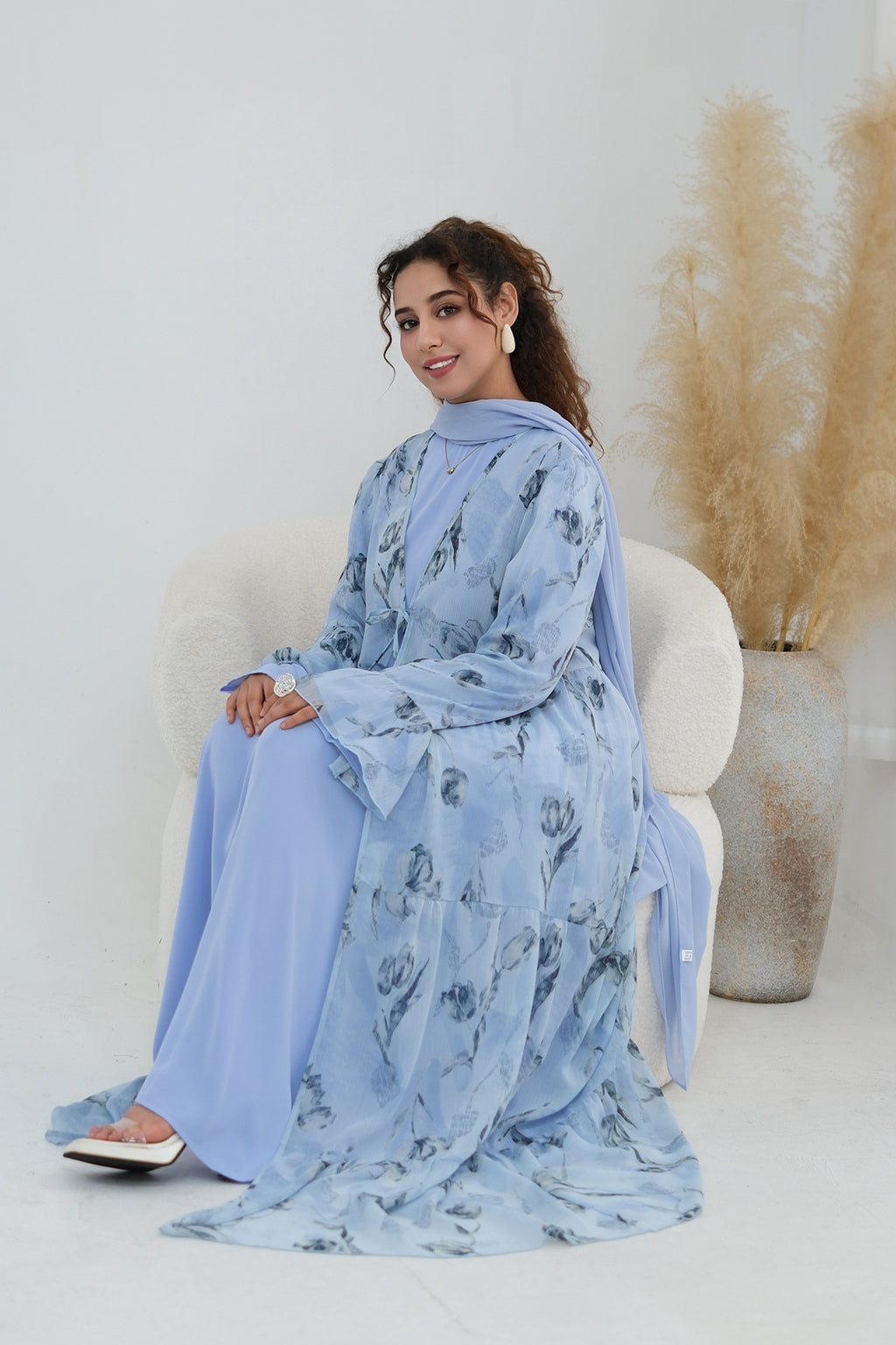 Elowen Floral Tiered Open Abaya-Blue