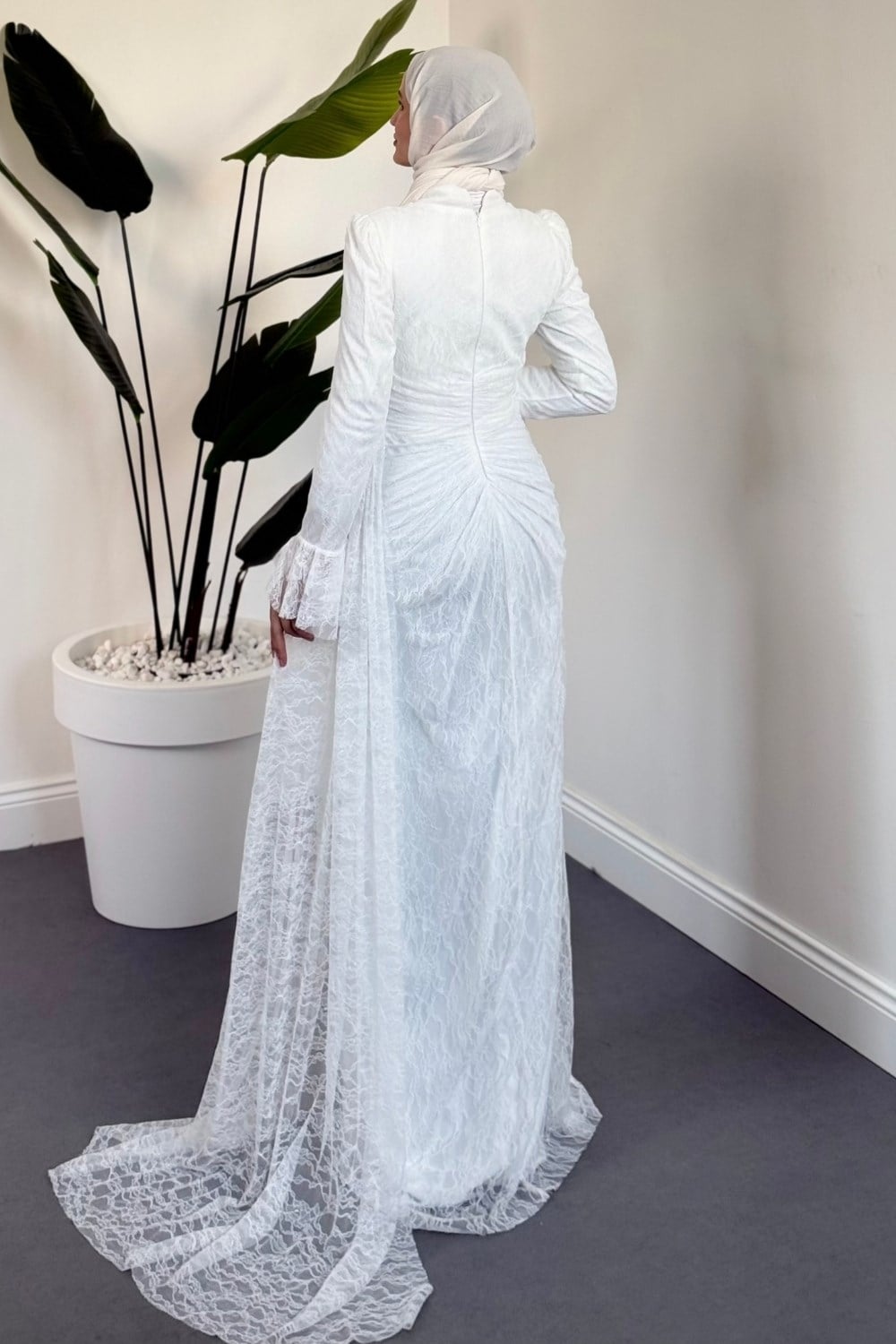 Ethereal High-End Long Sleeve Pastel Evening Maxi Dress-White