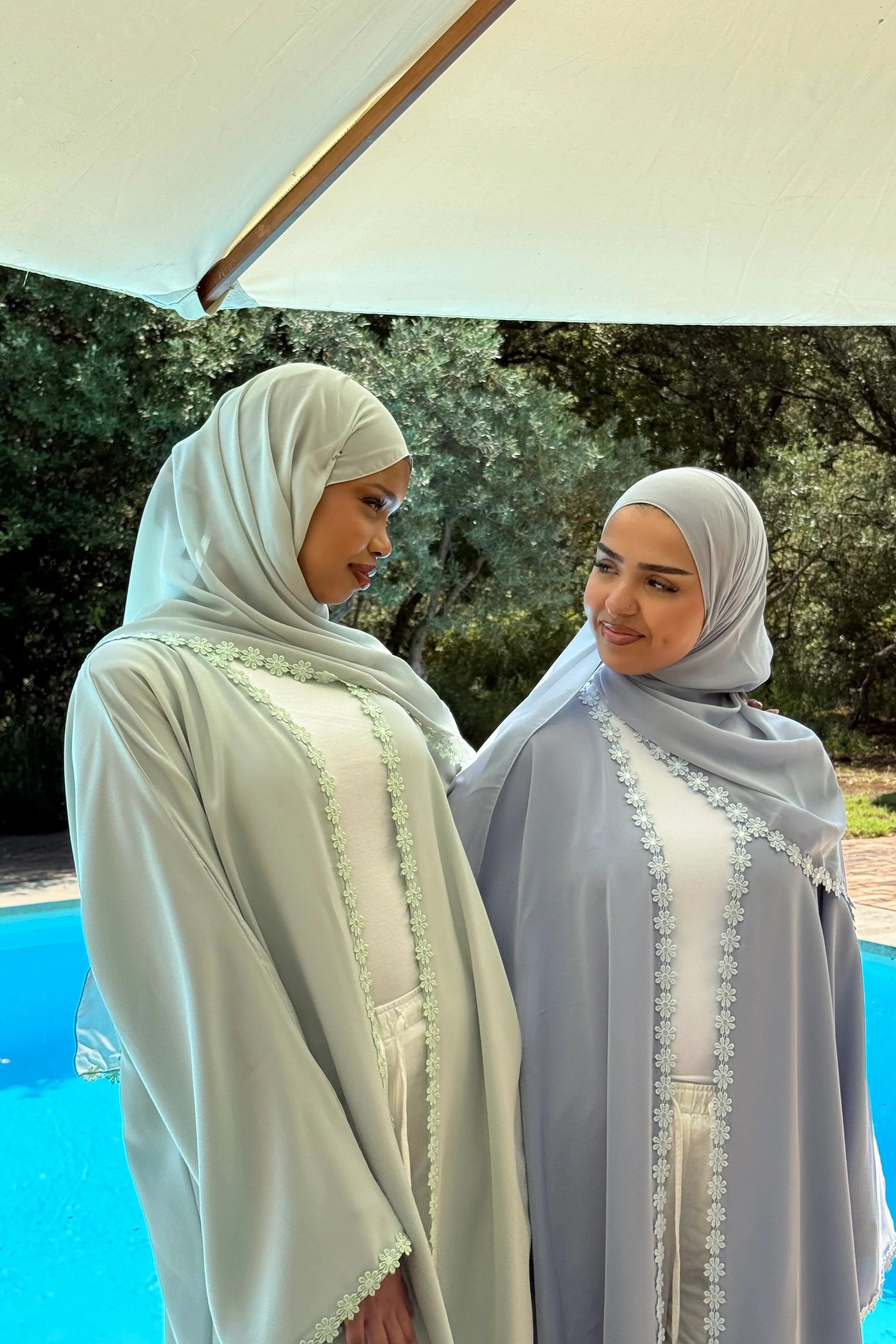 Floral Lace Trim Open Abaya & Matching Hijab Two-Piece Set-Blue
