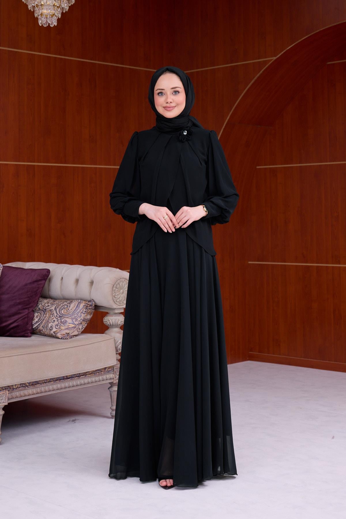 Sophia Chiffon Layered Applique Maxi Dress-Black