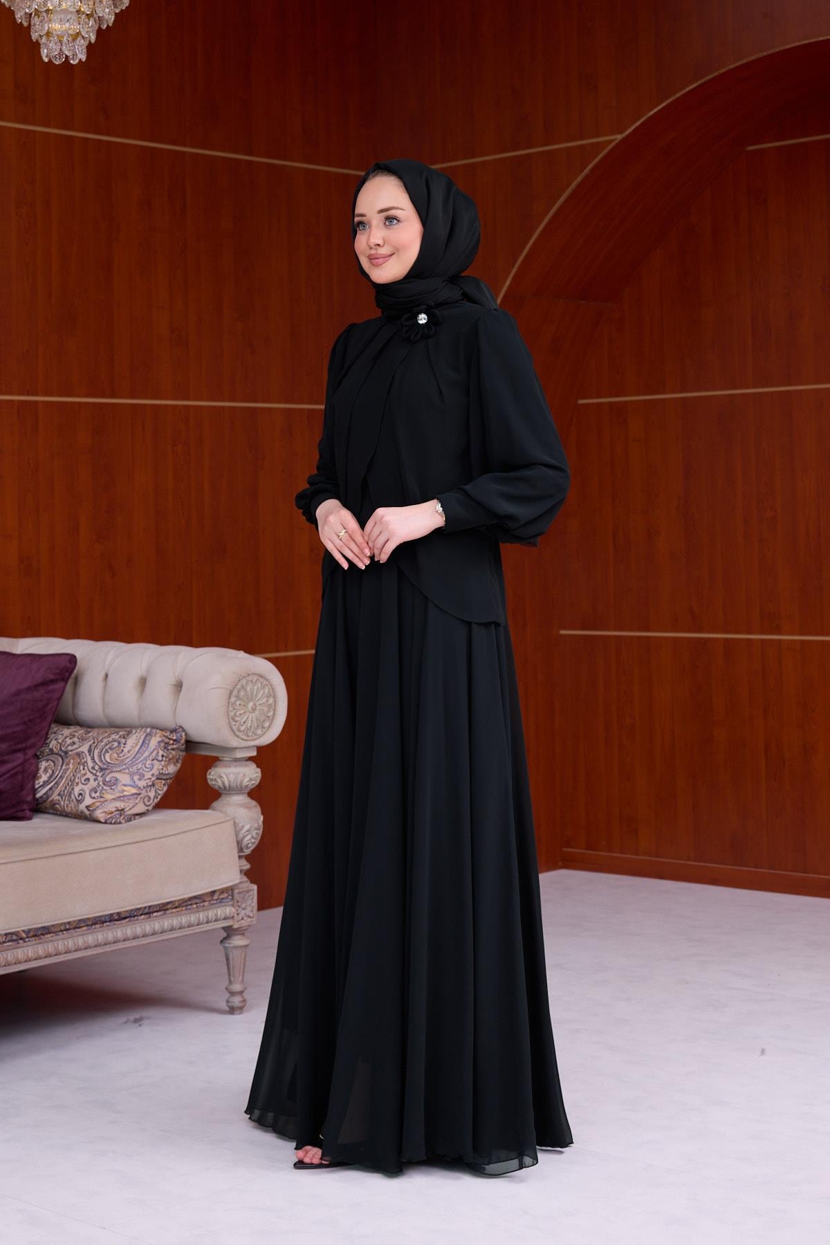 Sophia Chiffon Layered Applique Maxi Dress-Black