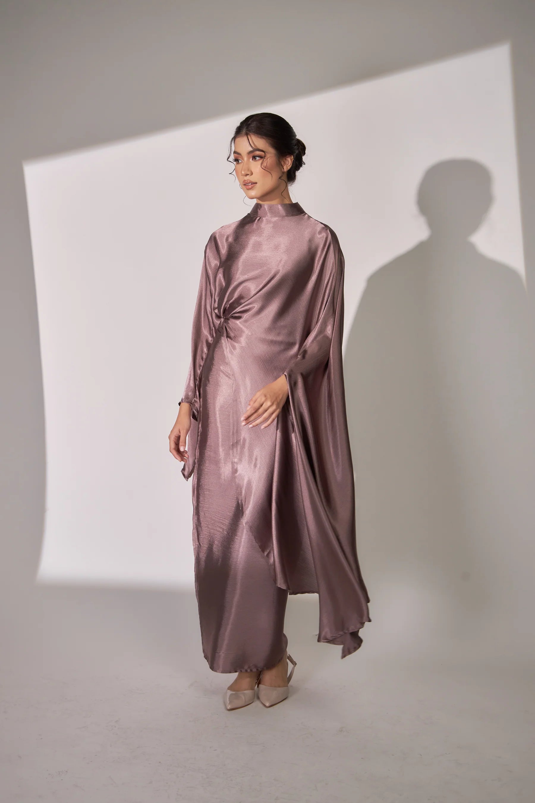 Nurul High Neck Twist Wrap Satin Abaya-Pink