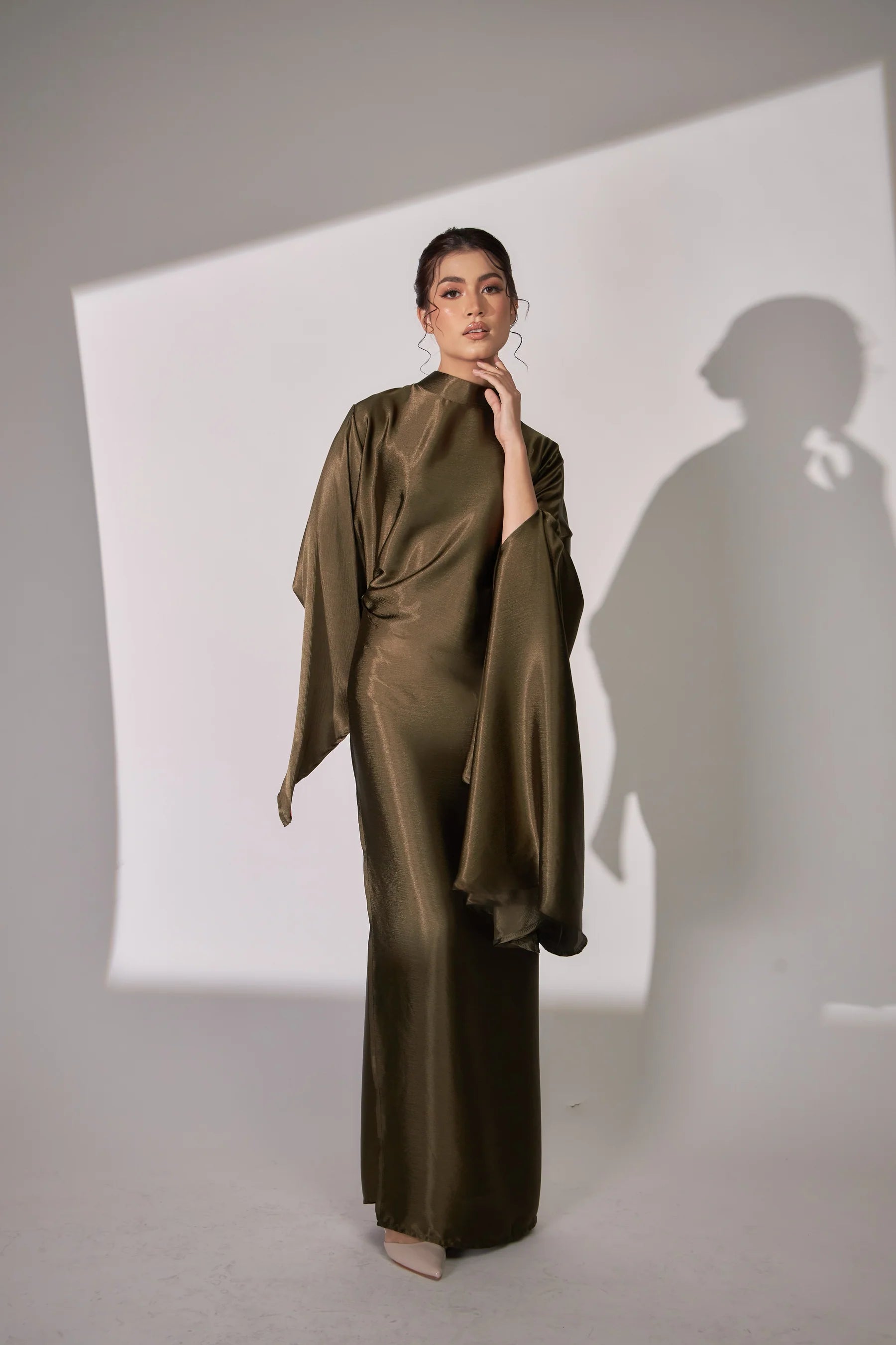 Nurul High Neck Twist Wrap Satin Abaya-Green
