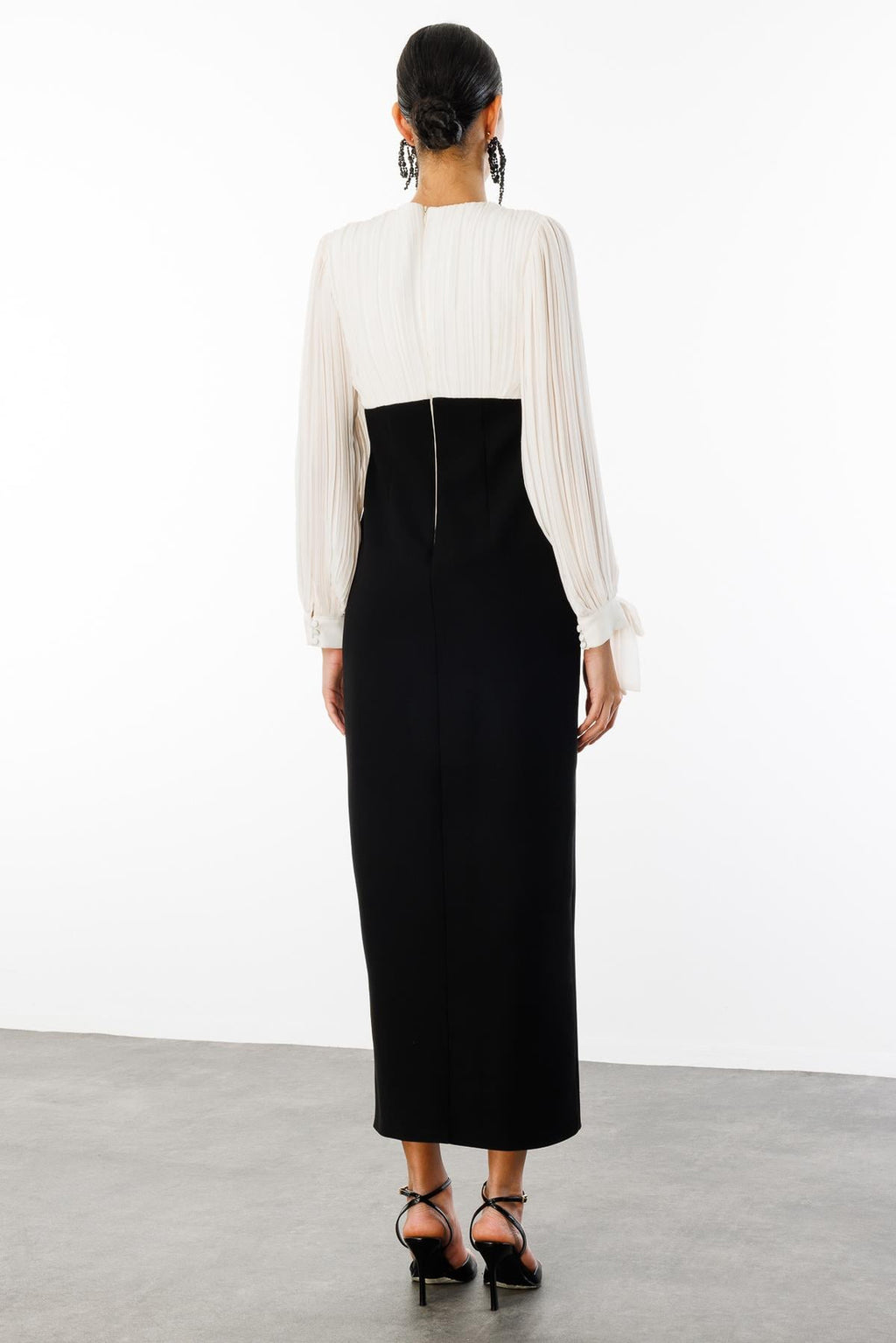 Thea Pleated Balloon Sleeve Midi