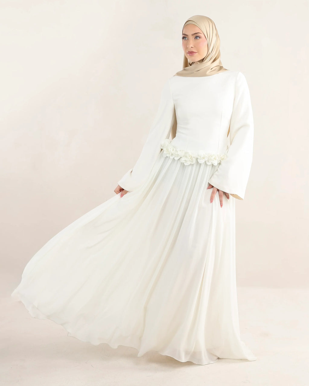 Amaya Flowerfall Gown | Ivory