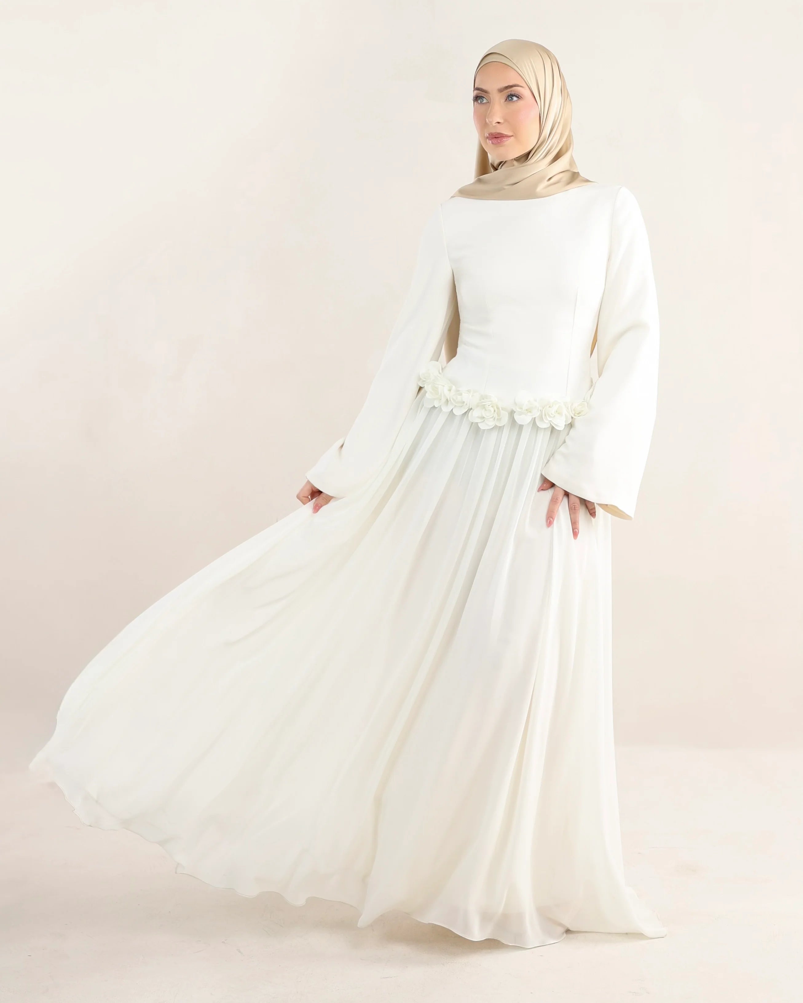 Amaya Flowerfall Gown | Ivory
