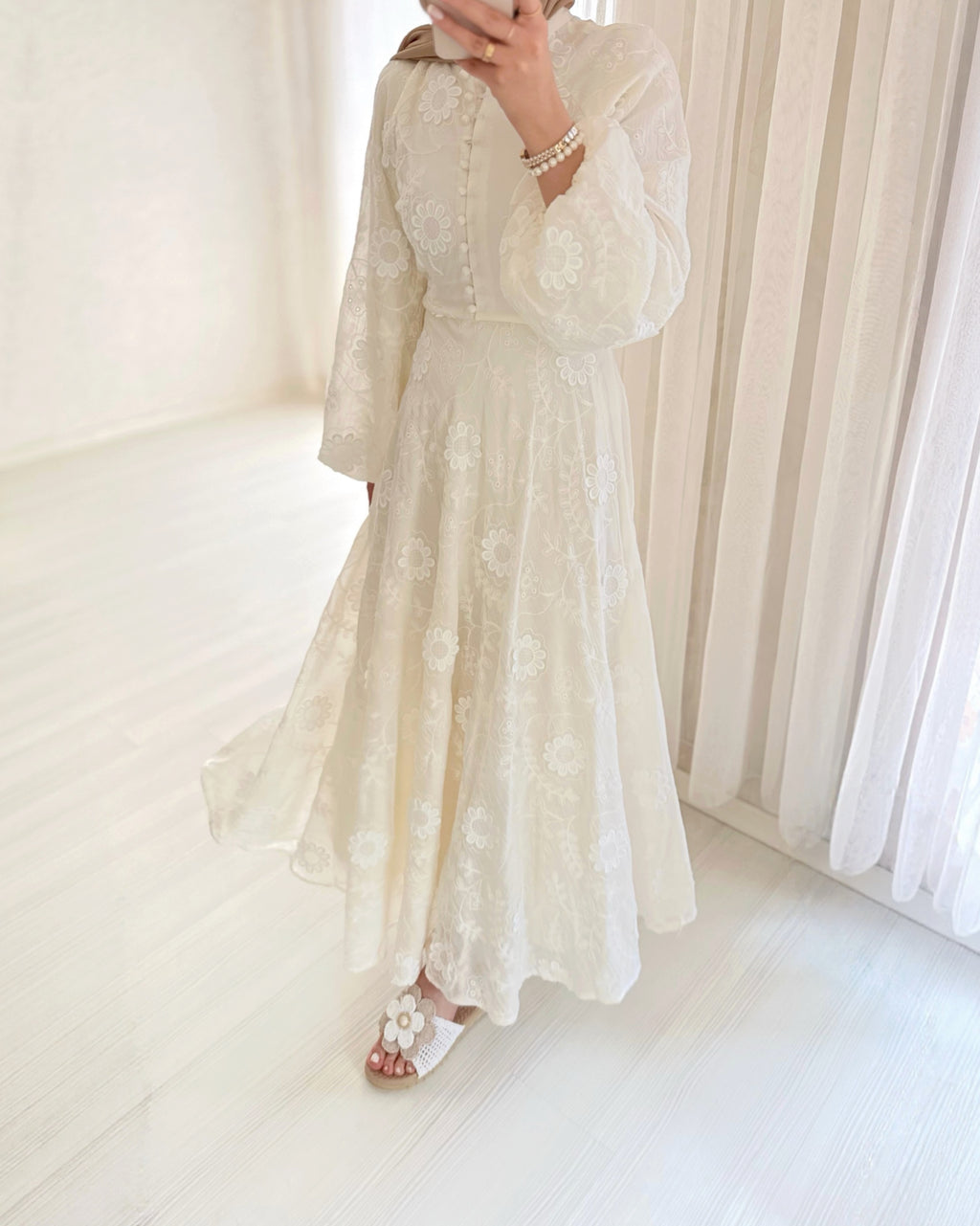 Zaraiah Floral Embroidery Midi Abaya Dress