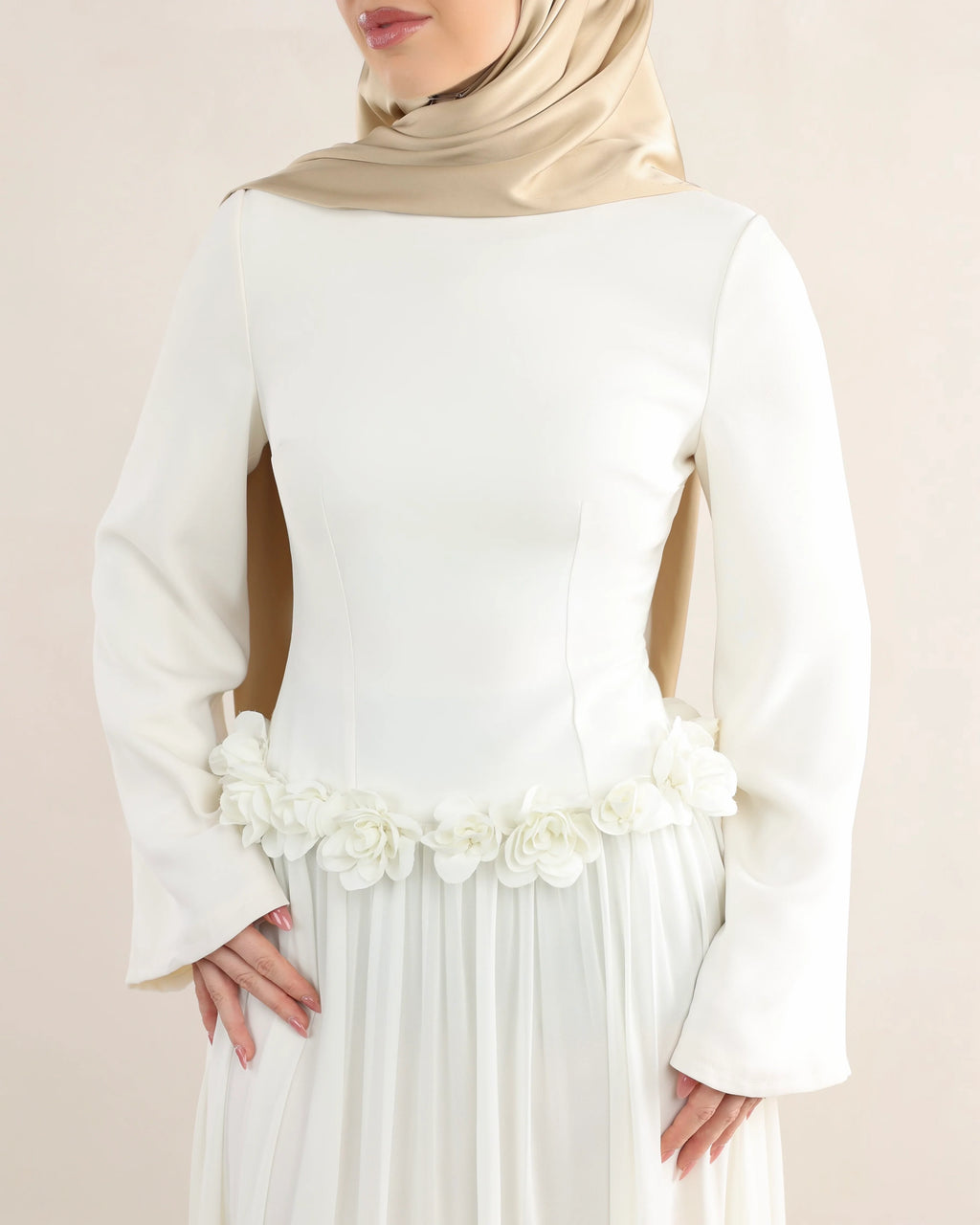 Amaya Flowerfall Gown | Ivory