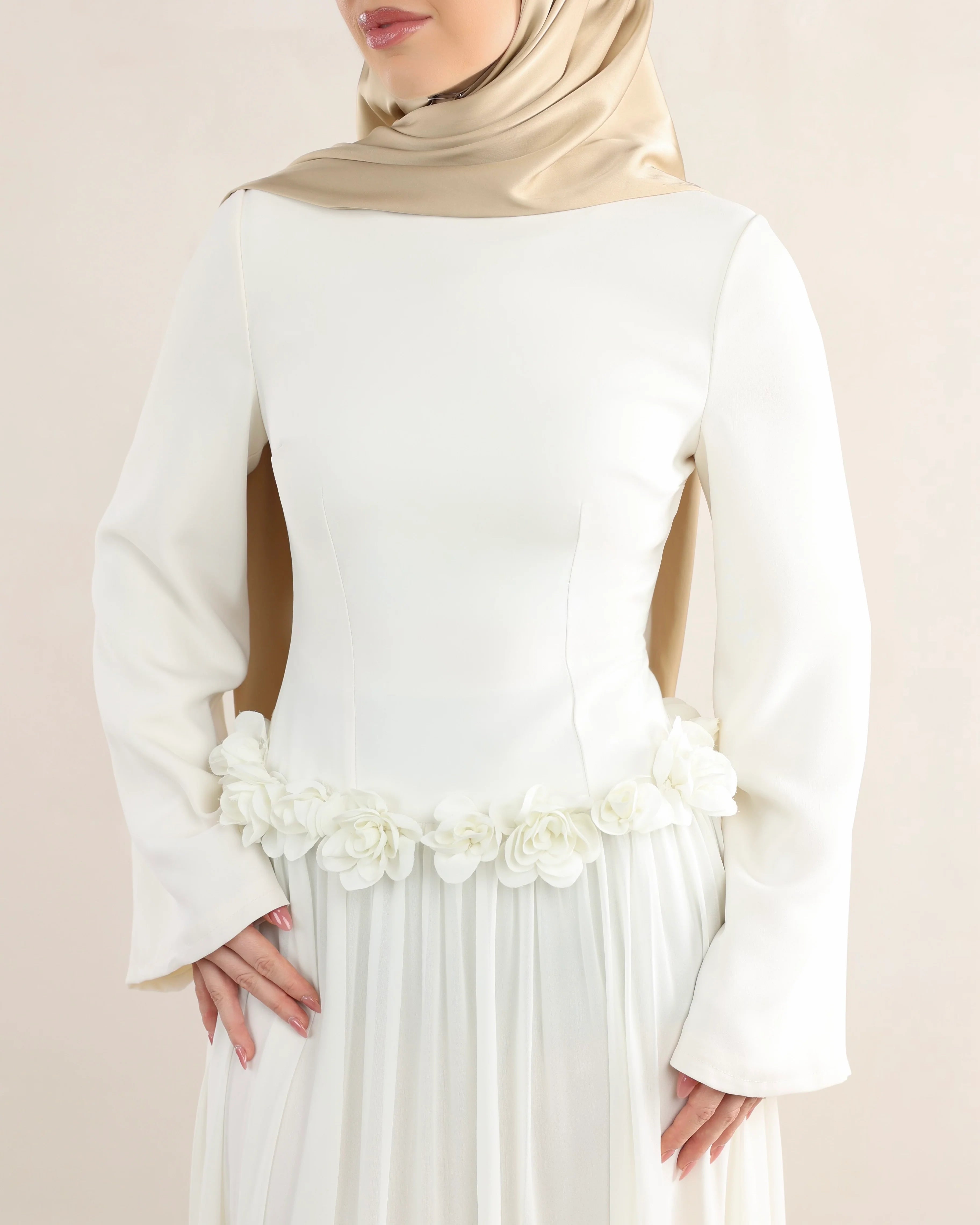 Amaya Flowerfall Gown | Ivory