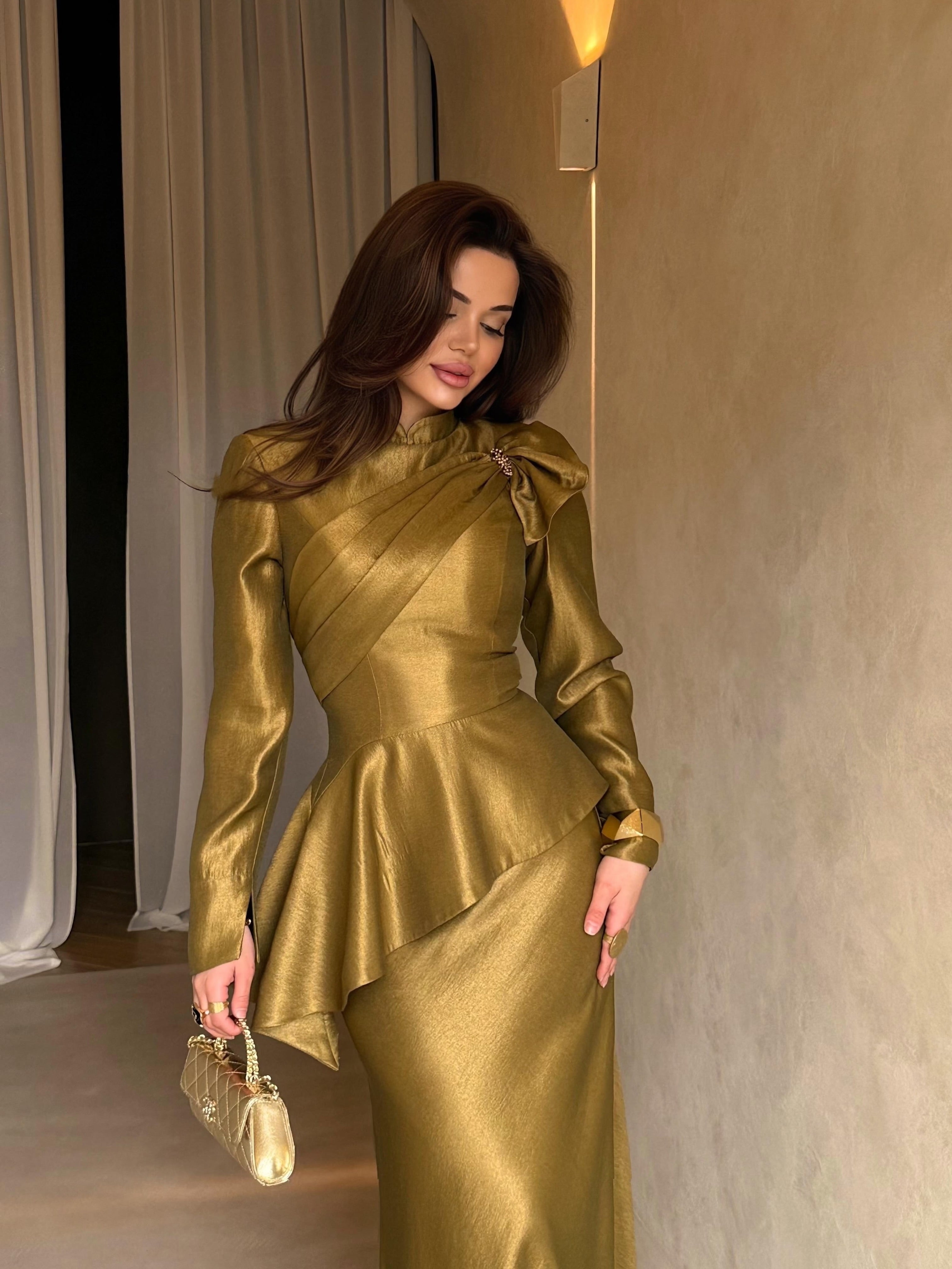 Aisha Bow‑Accent Peplum Mermaid Set