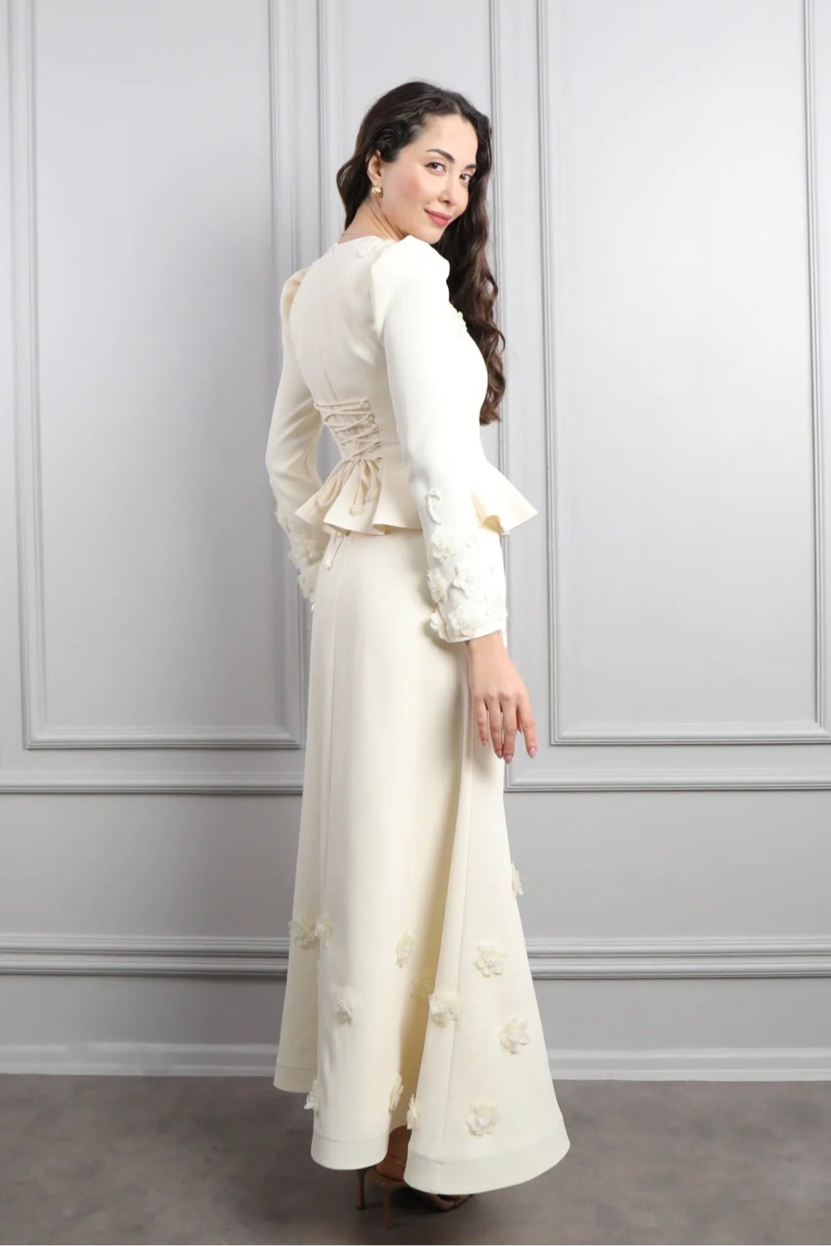 Hana 3D Floral Peplum Two Piece Suit-White