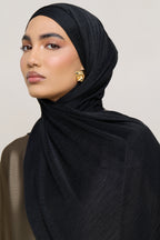 حجاب مخطط مطاطي - أسود