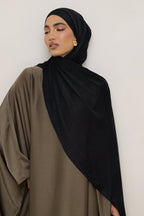 حجاب مخطط مطاطي - أسود