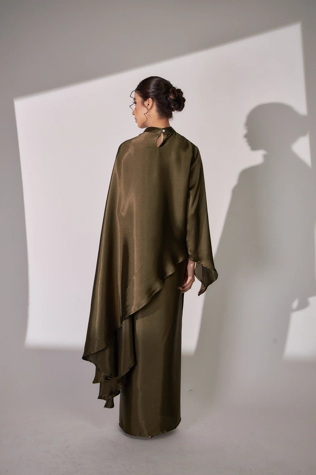 Nurul High Neck Twist Wrap Satin Abaya-Green